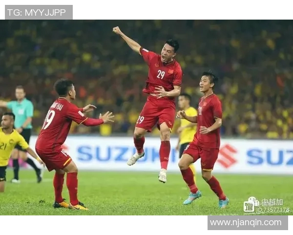 光州市民与全北现代的激烈对决展现足球激情与团队精神的巅峰对抗