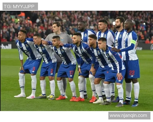 大分三神与鸟砂岩的精彩对决揭示了足球战术与团队协作的重要性