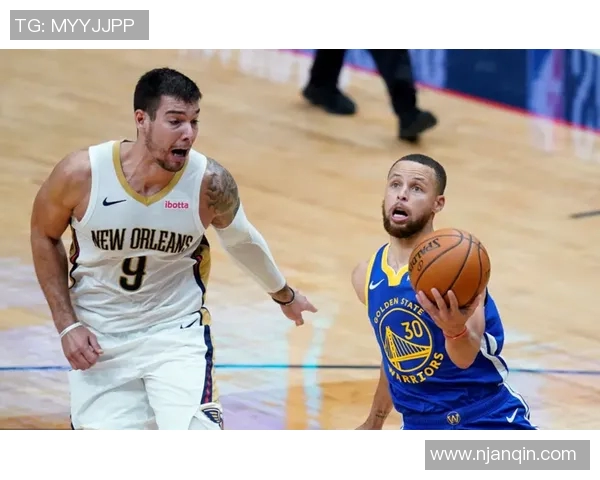 深圳与上海篮球赛激战正酣谁能在这场对决中笑到最后