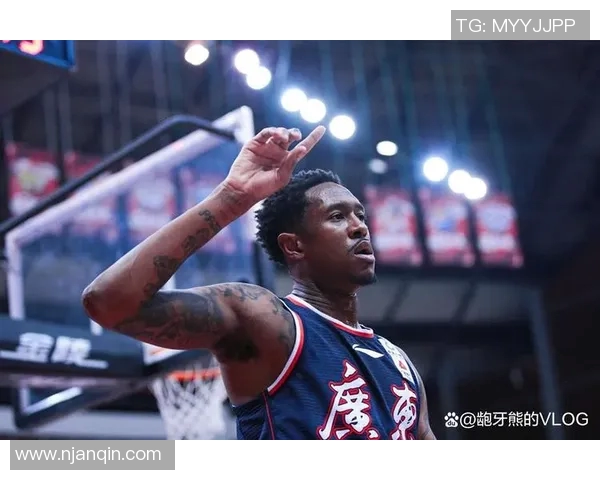 马尚布鲁克斯的篮球之路与职业生涯的辉煌成就回顾